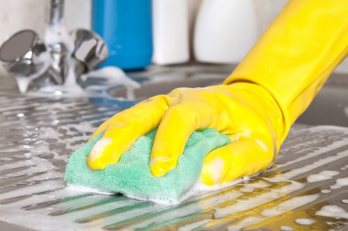 Professional end of tenancy cleaning in a local flat